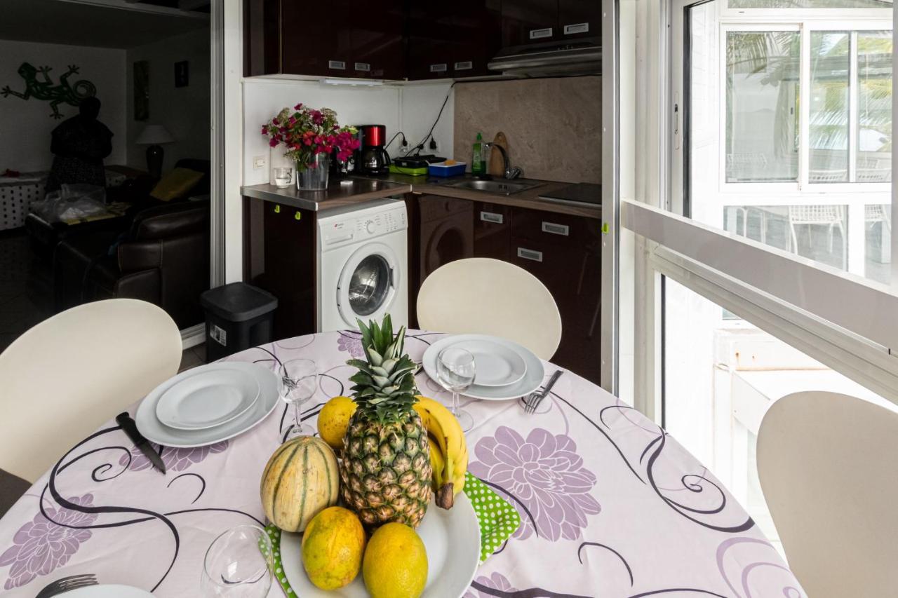 Studio En Duplex , Face A La Mer Le Gosier  Exterior foto
