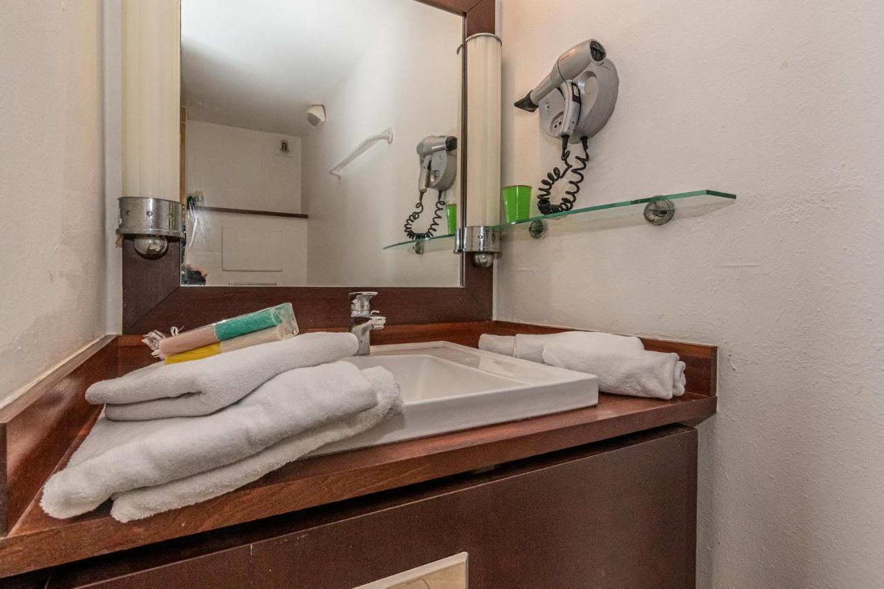 Studio En Duplex , Face A La Mer Le Gosier  Exterior foto
